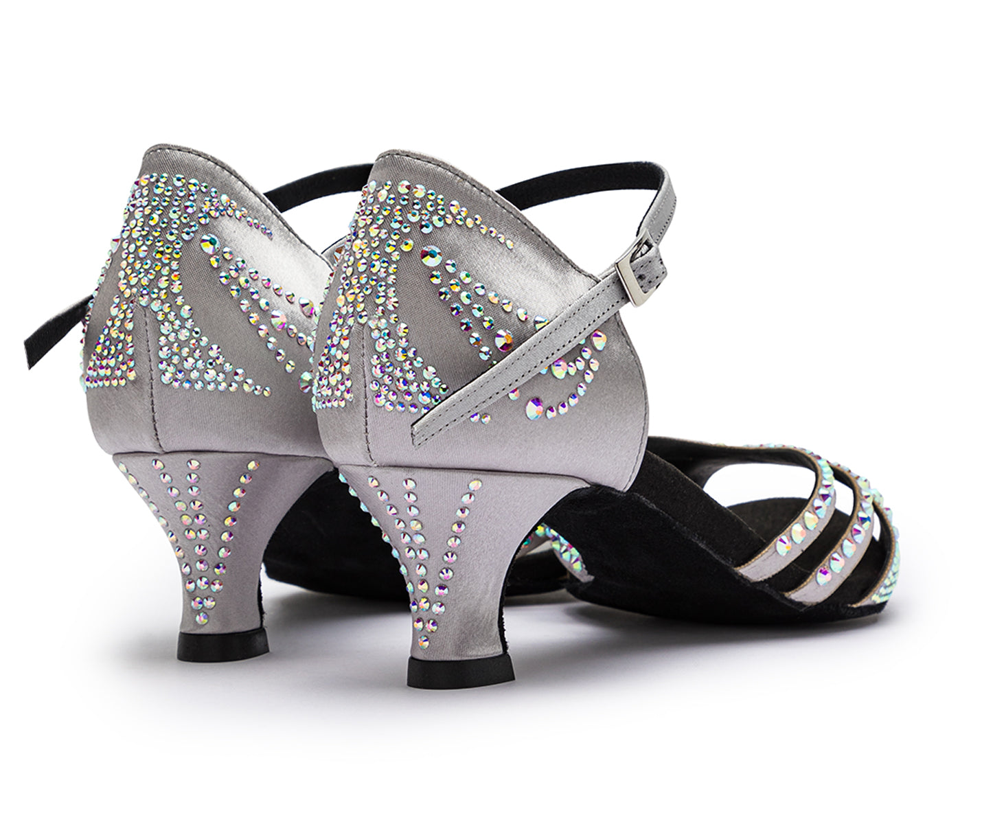 Silberne Tanzschuhe DQ L3M von Dancing Queens mit Schmucksteinen und Riemchen, ideal für Salsa-Nächte.